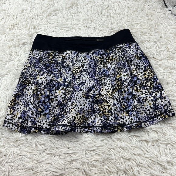Lululemon Pace Rival Skirt (Tall) *No Panels 15" Floral Metropolis Multi / Black - Picture 5 of 6